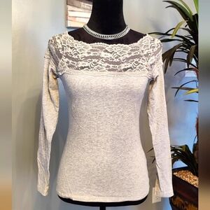 H&M Gray Off the Shoulder Lace Shirt